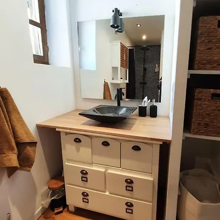 Holiday home Maison Cosy En Hyper-centre