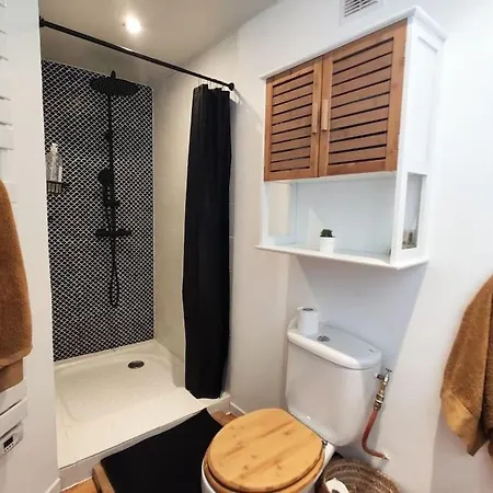 Maison Cosy En Hyper-centre بيت للعطل