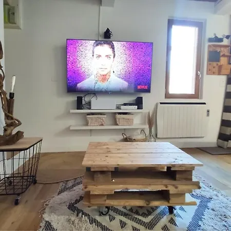 Maison Cosy En Hyper-centre بيت للعطل *